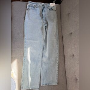 Abercrombie & Fitch Light Wash Straight Leg Jeans